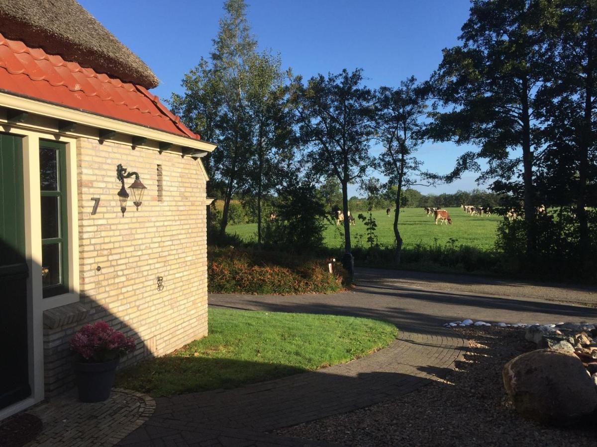 B&B Ut En Thus Sweagerbosk エクステリア 写真